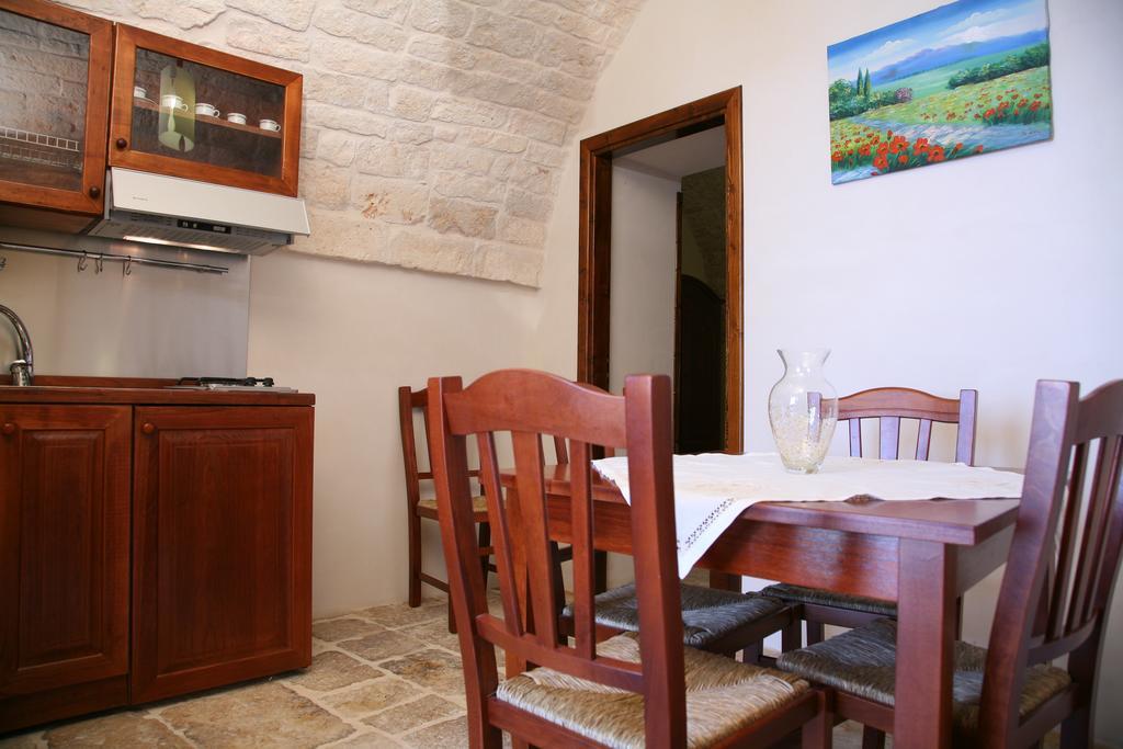 Masseria Montecchie Ceglie Messapica Exterior foto